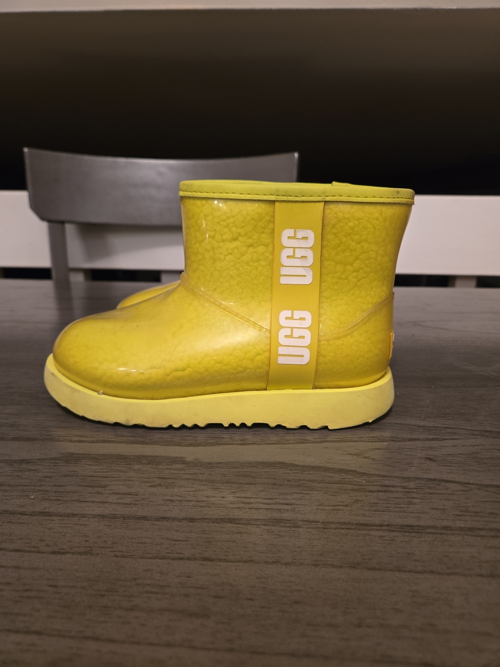 UGG Classic Clear Mini Neon Ankle Boots Kids Size 2
